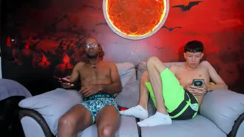 Snapshot of little_show_sexy chatting on 02/09/26, 05:22 little_show_sexy online show from 02/09/26, 05:22