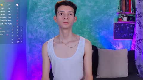 Snapshot of little_twiink chatting on 10/07/25, 04:20 Juan Ferrer online show from 10/07/25, 04:20