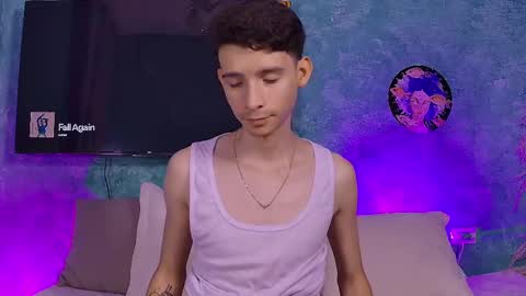 Snapshot of little_twiink chatting on 11/15/25, 11:10 Juan Ferrer online show from 11/15/25, 11:10