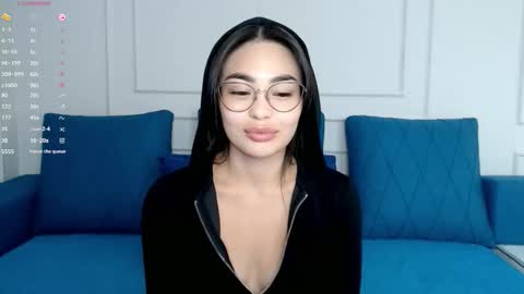 Snapshot of little_v1rgin_angel chatting on 09/30/25, 11:26 Kwan online show from 09/30/25, 11:26