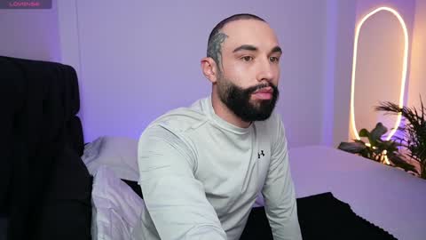 little_vannesaa online show from 01/27/25, 10:49