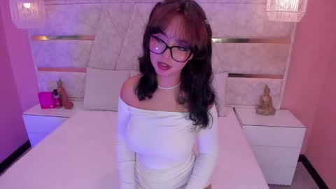 Im your little Velinda  online show from 05/02/26, 09:31