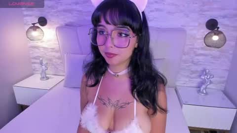 Snapshot of little_vel chatting on 07/09/26, 10:25 Im your little Velinda online show from 07/09/26, 10:25