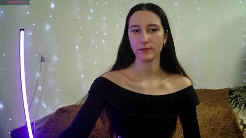 LittleAhWitch online show from 04/01/26, 02:03