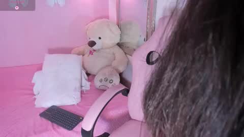 Ari online show from 10/02/25, 07:10