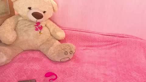 Ari online show from 03/25/26, 07:09