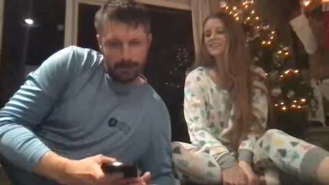 littleash33 online show from 12/21/24, 08:07