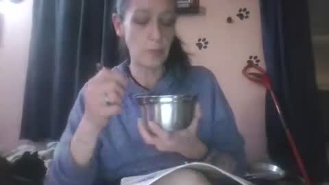 Snapshot of littlebigsquirt7945 chatting on 01/06/26, 02:26 Sady Jayne online show from 01/06/26, 02:26