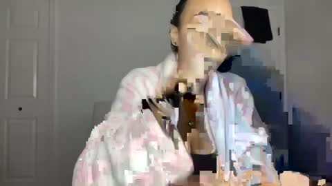 Snapshot of littlecutiechloe chatting on 02/06/26, 10:46 LittleCutieChloe online show from 02/06/26, 10:46