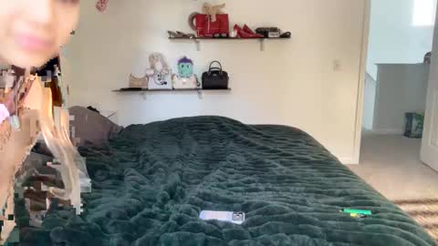 Snapshot of littlecutiechloe chatting on 02/09/26, 08:24 LittleCutieChloe online show from 02/09/26, 08:24