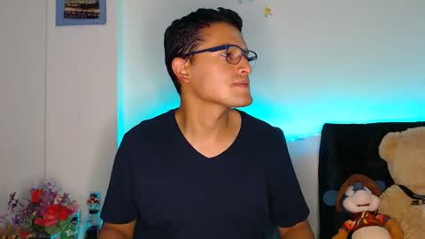 Manu online show from 02/03/26, 06:22