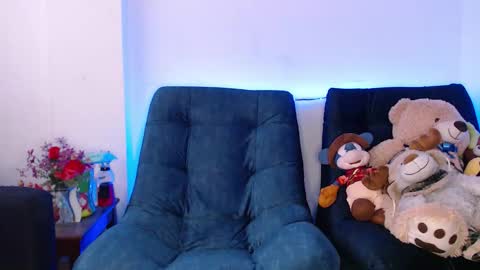 Manu online show from 03/18/26, 08:12