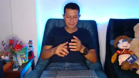 Manu online show from 04/13/26, 02:28