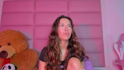 littlee_emma_ online show from 03/02/25, 09:10