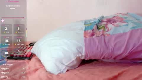 Tania  online show from 11/17/25, 01:11