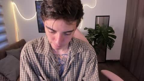 Snapshot of littleferxxo chatting on 12/28/24, 11:52 Ferxxo online show from 12/28/24, 11:52