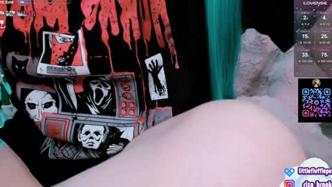 Snapshot of littleflufflepuff chatting on 12/15/24, 01:13 Riza Riri Puff online show from 12/15/24, 01:13