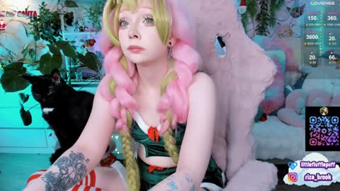 Snapshot of littleflufflepuff chatting on 12/26/24, 02:22 Riza Riri Puff online show from 12/26/24, 02:22