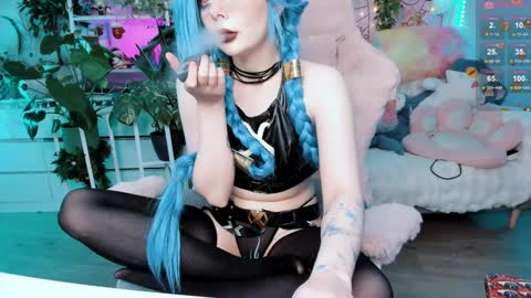 Snapshot of littleflufflepuff chatting on 02/01/25, 05:05 Riza Riri Puff online show from 02/01/25, 05:05