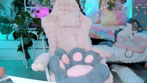 Snapshot of littleflufflepuff chatting on 02/03/25, 08:24 Riza Riri Puff online show from 02/03/25, 08:24