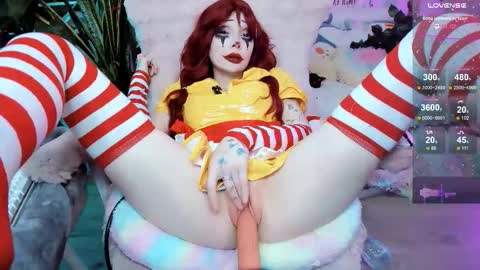 Snapshot of littleflufflepuff chatting on 10/18/25, 06:41 Riza Riri Puff online show from 10/18/25, 06:41