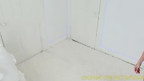 Snapshot of littlegreekflower chatting on 02/16/25, 02:54 Audra A online show from 02/16/25, 02:54