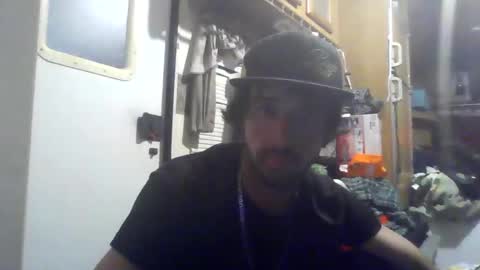 Snapshot of littlegrey376 chatting on 03/01/26, 06:37 littlegrey376 online show from 03/01/26, 06:37