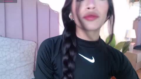 littlejade_dh online show from 05/26/26, 11:50