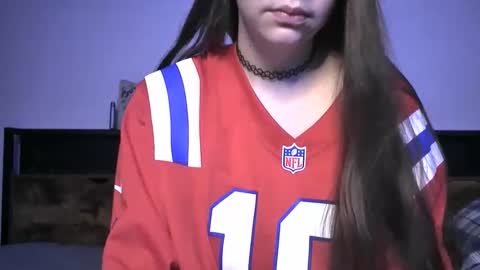 Jessie online show from 12/22/25, 07:27