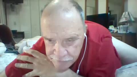 littlekenny1951 online show from 10/14/25, 08:42
