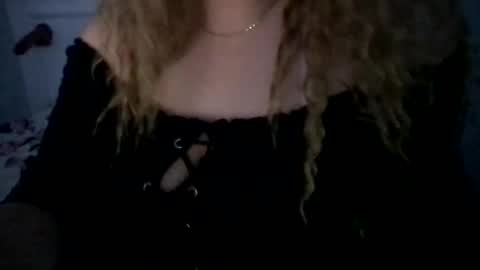 Snapshot of littlekitty4ddy chatting on 03/26/26, 02:17 babygirll online show from 03/26/26, 02:17