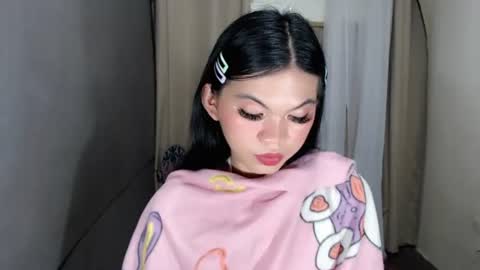 Snapshot of littlelace_ chatting on 06/28/26, 02:17 littlelace_ online show from 06/28/26, 02:17