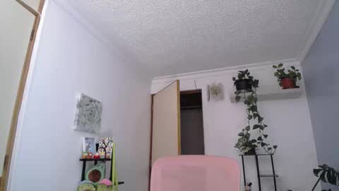 Laksmi online show from 03/04/26, 09:43