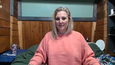 lisanixs online show from 01/16/26, 05:33