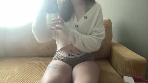 Snapshot of littlelovesbig chatting on 12/15/25, 06:45 littlelovesbig online show from 12/15/25, 06:45