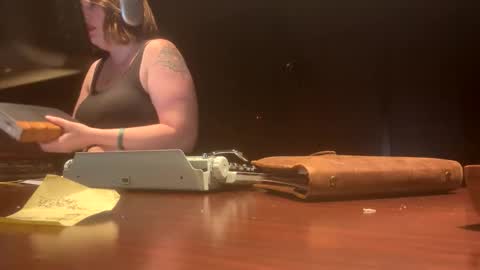 littlemissmee online show from 03/23/26, 06:06