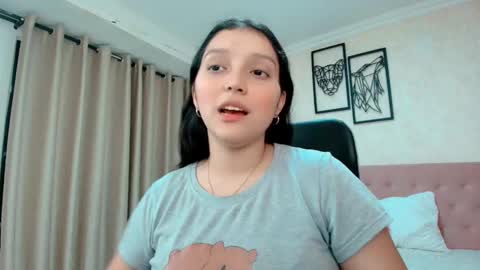 Sarahs Room online show from 03/25/26, 12:16