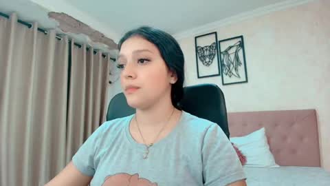 Sarahs Room online show from 04/14/26, 12:27