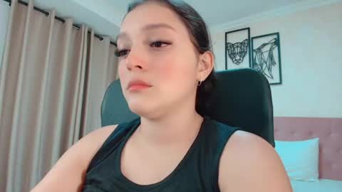 Sarahs Room online show from 07/06/26, 12:40