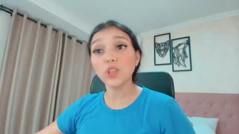 Sarahs Room online show from 07/15/26, 11:54