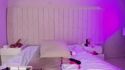 Snapshot of littleoliviia_ chatting on 01/07/26, 12:51 im olivia IG littleolivia01 online show from 01/07/26, 12:51