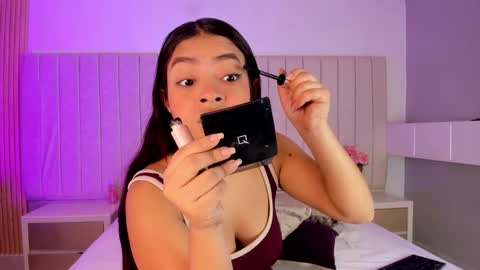 im olivia IG littleolivia01 online show from 03/24/26, 02:11