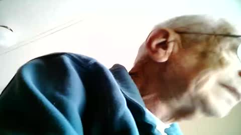 Snapshot of littleone6 chatting on 01/13/25, 03:58 Littleone 6 online show from 01/13/25, 03:58