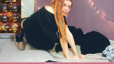 Snapshot of littlepinkcat chatting on 12/23/24, 01:13 Felix online show from 12/23/24, 01:13