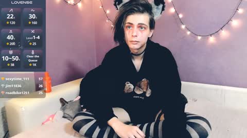 Snapshot of littlepinkcat chatting on 02/01/25, 10:23 Felix online show from 02/01/25, 10:23