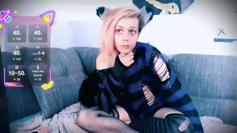 Snapshot of littlepinkcat chatting on 10/13/25, 01:22 Felix online show from 10/13/25, 01:22