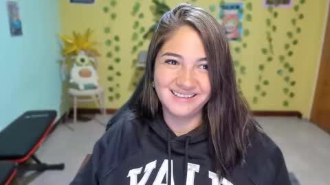 Mia  Wednesday to Sunday 730 am to 1030 am Colombian Hour D online show from 02/21/26, 04:13