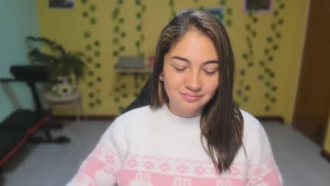 Mia  Wednesday to Sunday 730 am to 1030 am Colombian Hour D online show from 04/02/26, 04:32