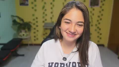 Mia  Wednesday to Sunday 730 am to 1030 am Colombian Hour D online show from 04/07/26, 04:02