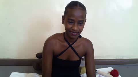 Snapshot of littlesandie chatting on 02/01/25, 06:54 littlesandie online show from 02/01/25, 06:54